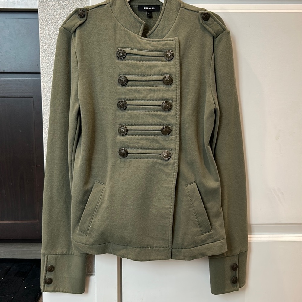 Express sweater green size small